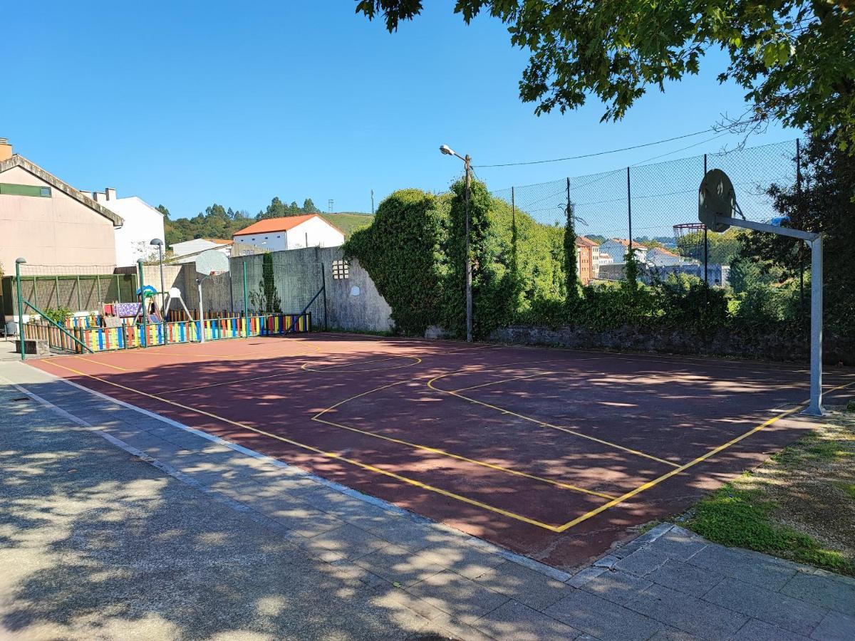Apartamentos Ciudad Santiago 산티아고데콤포스텔라 외부 사진