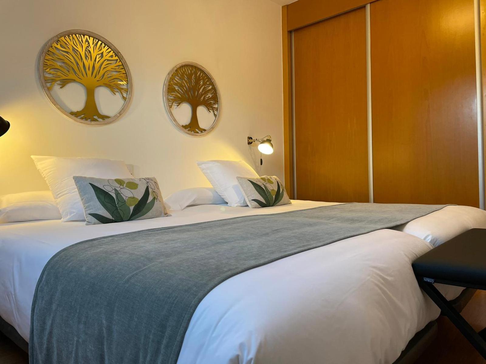 Apartamentos Ciudad Santiago 산티아고데콤포스텔라 객실 사진